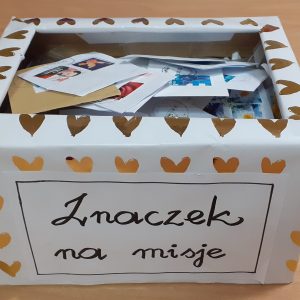 Akcja "Znaczek na misje" zdjęcie znaczków